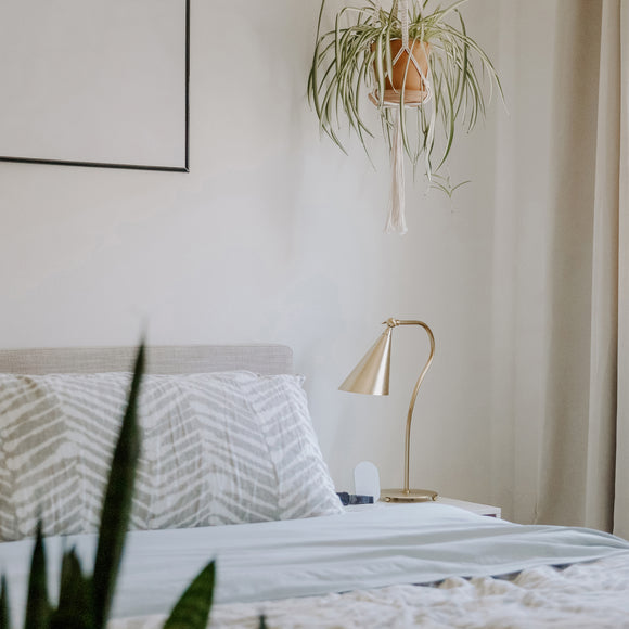 Lupe Table Lamp