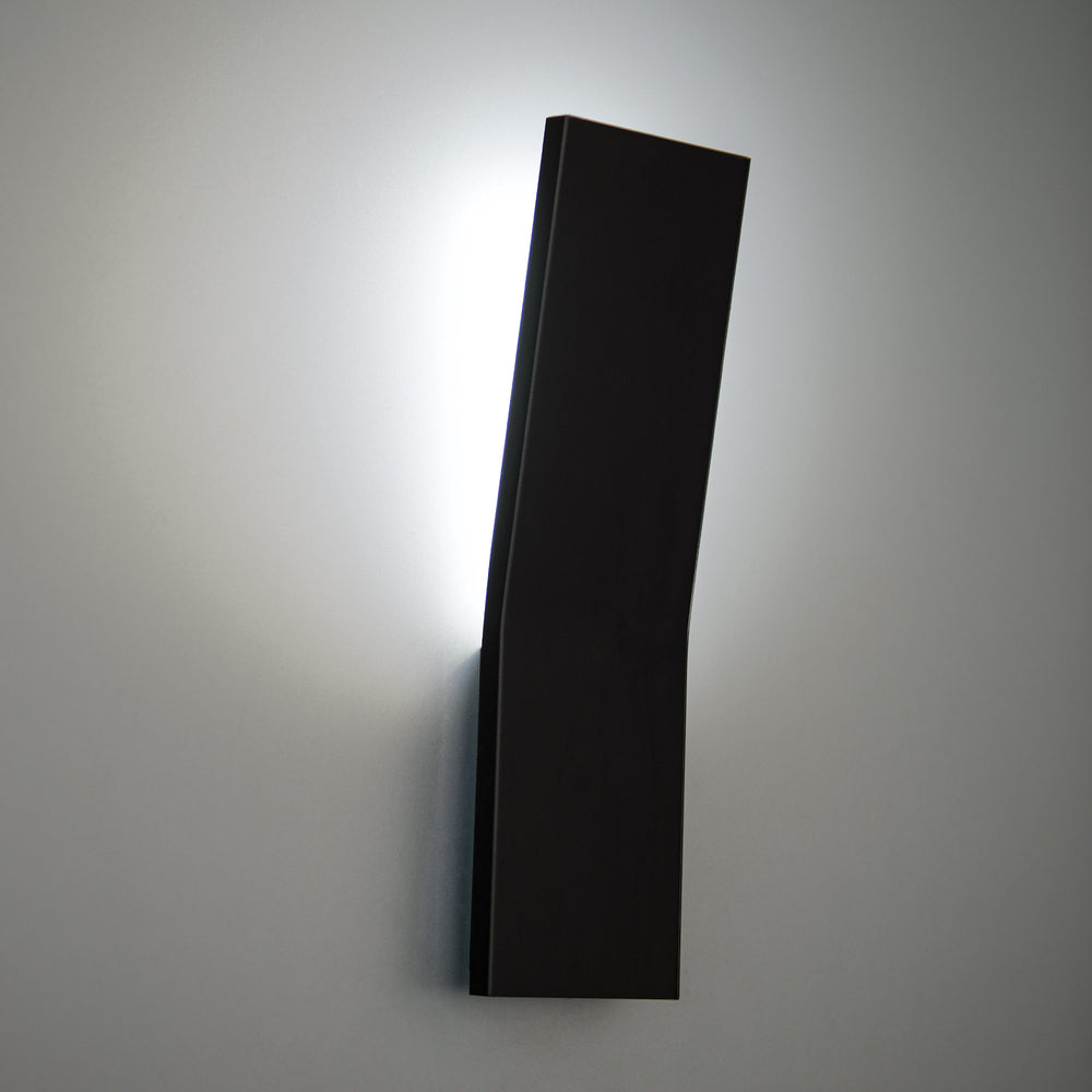 Blade LED Wall Light