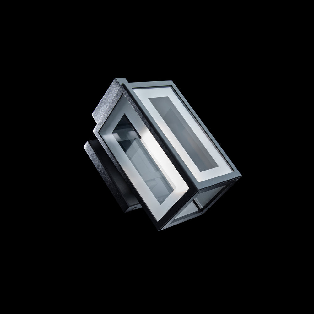 Cambridge LED Outdoor Wall Light