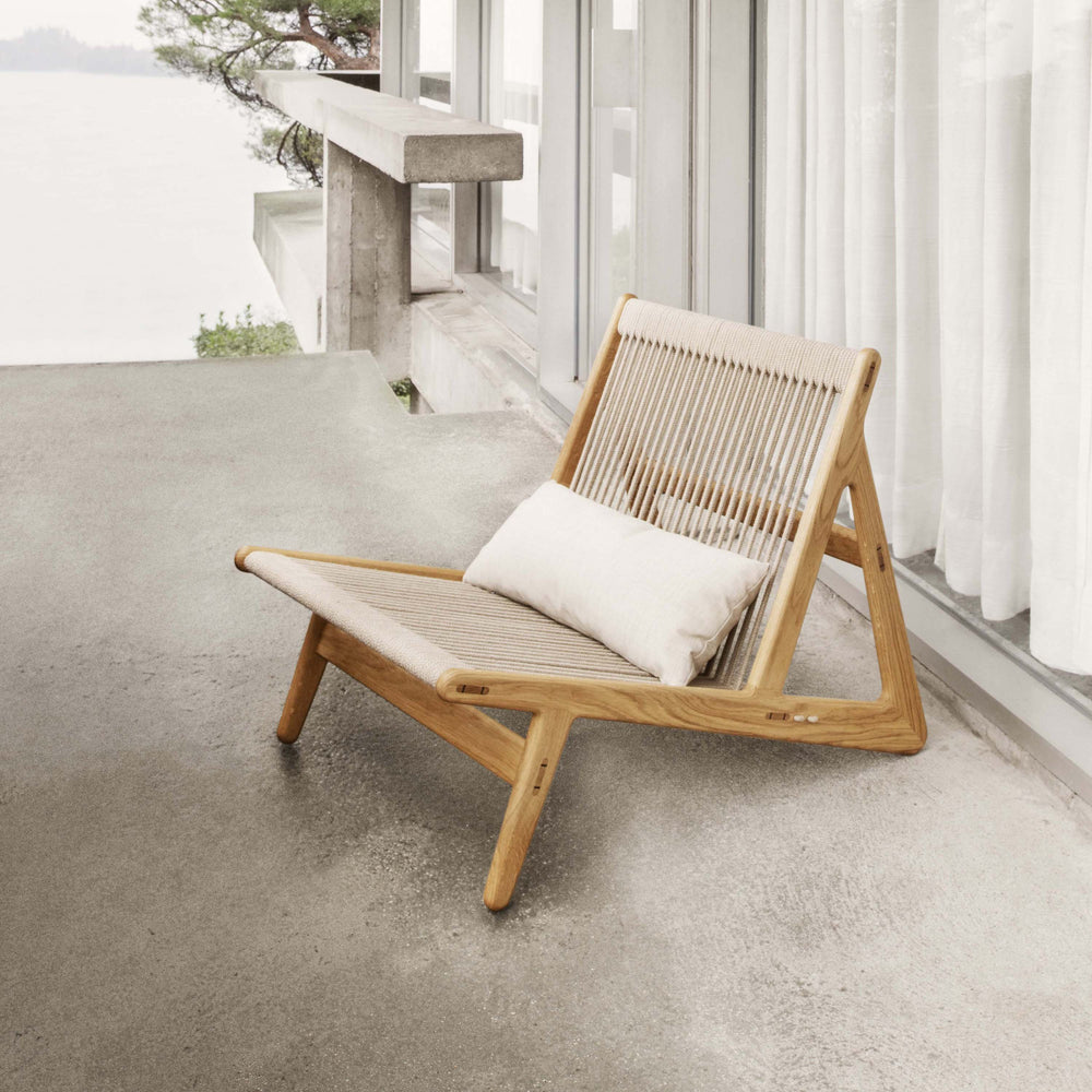 MR01 Initial Chair