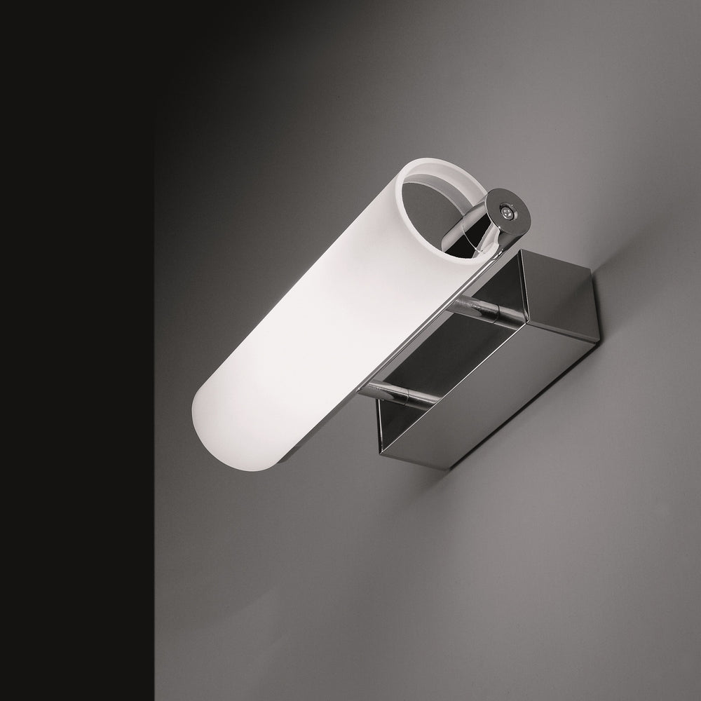 Norma Wall Lamp