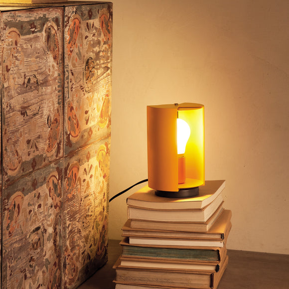 Perriand Pivotante a Poser Table Lamp