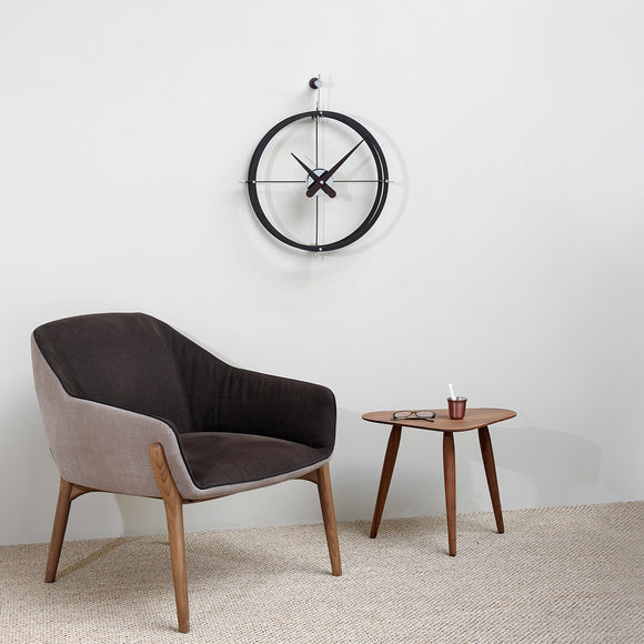 Dos Puntos Wall Clock