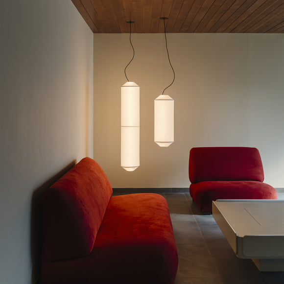Tekio Vertical Pendant Light