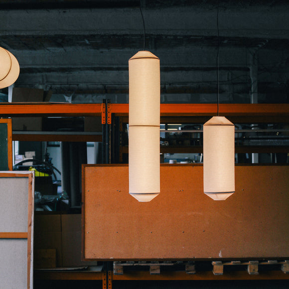 Tekio Vertical Pendant Light