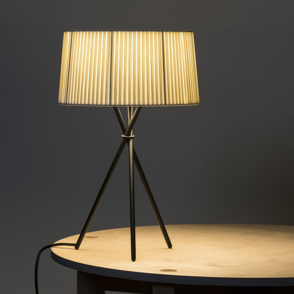 Tripode Small Table Lamp