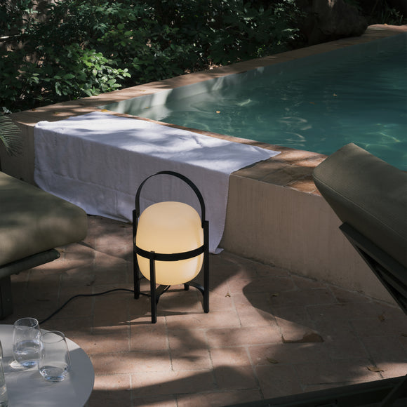 Cesta Outdoor Table Lamp