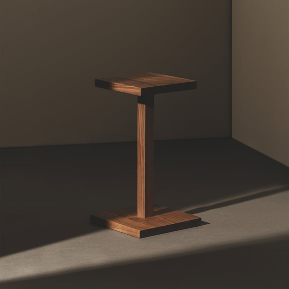 Peana Molina Side Table