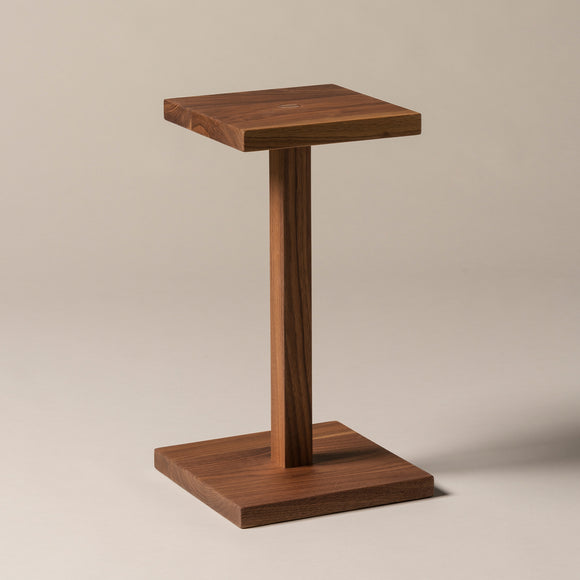 Peana Molina Side Table