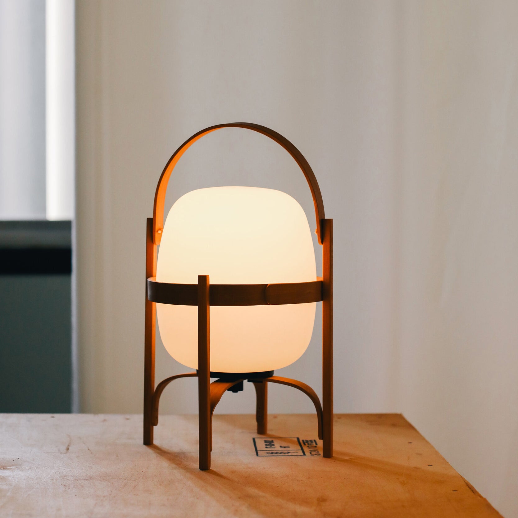 Santa & Cole Cestita Bateria Rechargeable Table Lamp - 2Modern