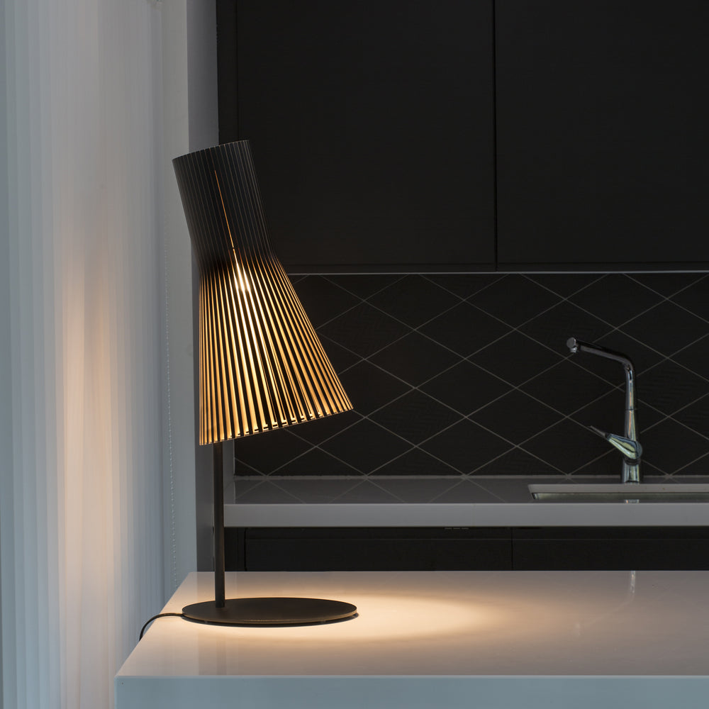 Secto 4220 Table Lamp