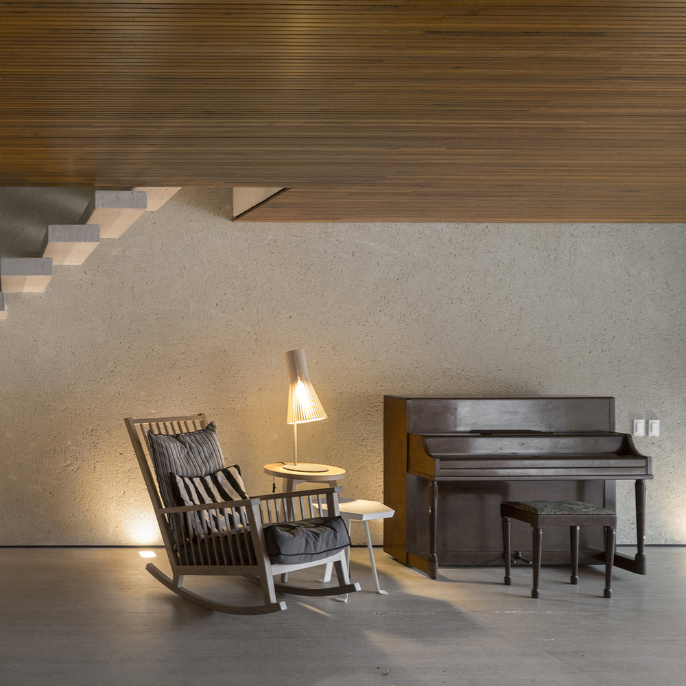 Secto 4220 Table Lamp