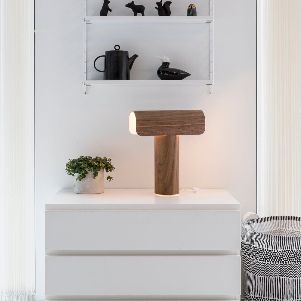 Teelo 8020 Table Lamp