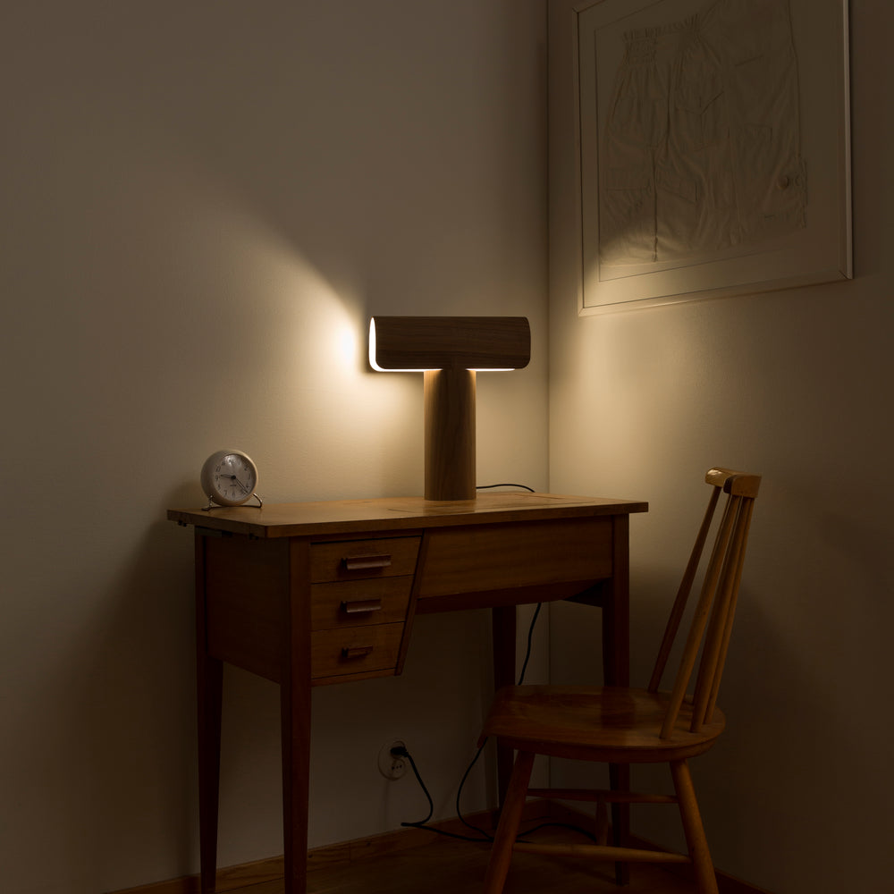 Teelo 8020 Table Lamp