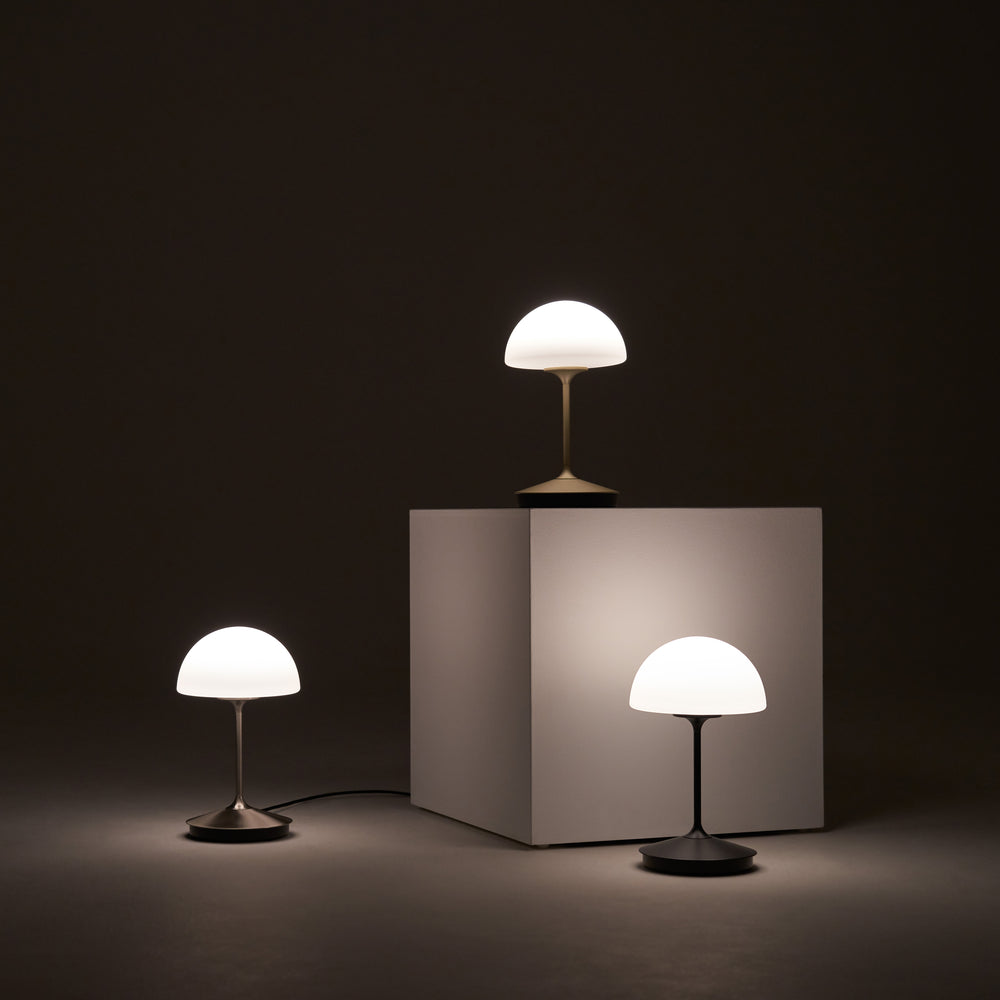 Pensee LED Table Lamp