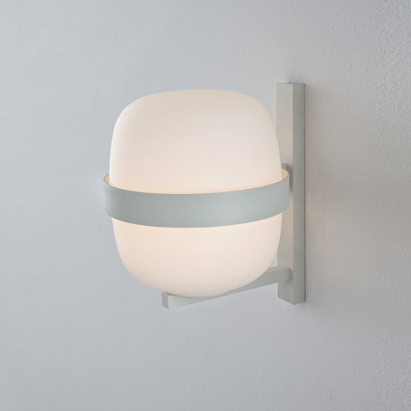 Wally Wall Light