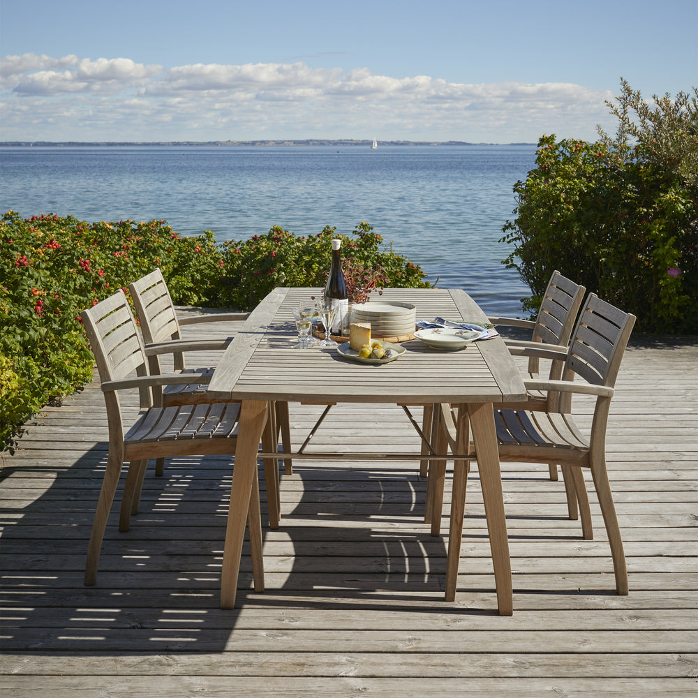 Ballare Stackable Outdoor Chair