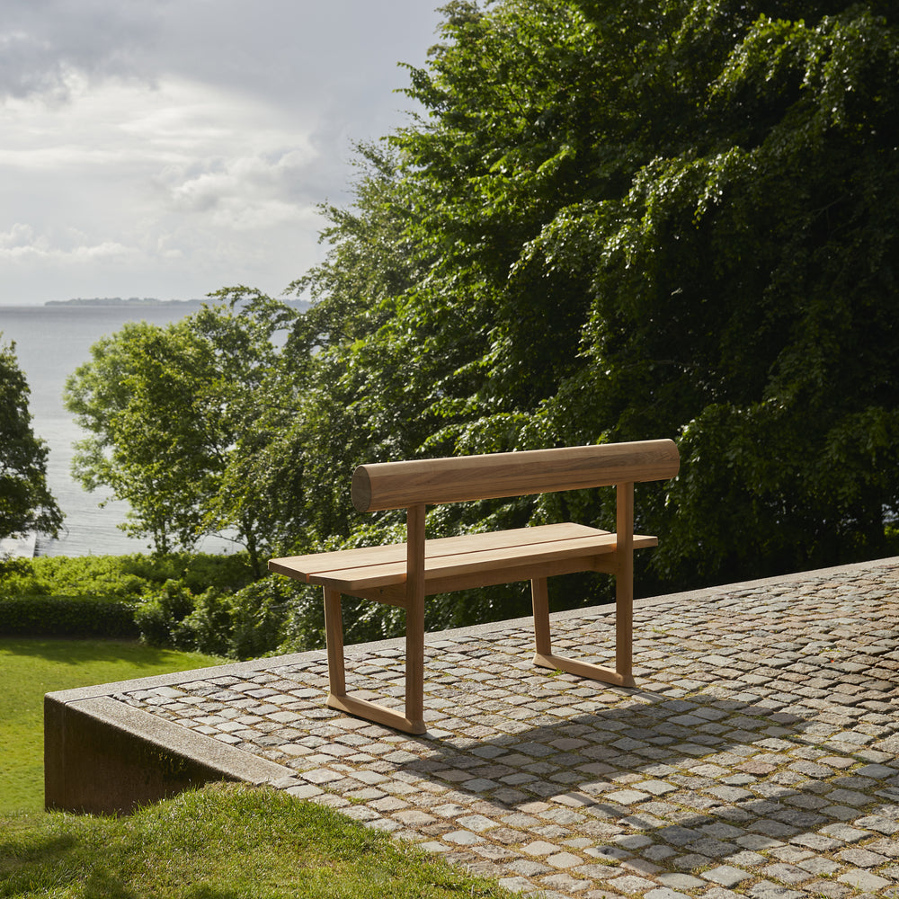 Banco Outdoor Bench