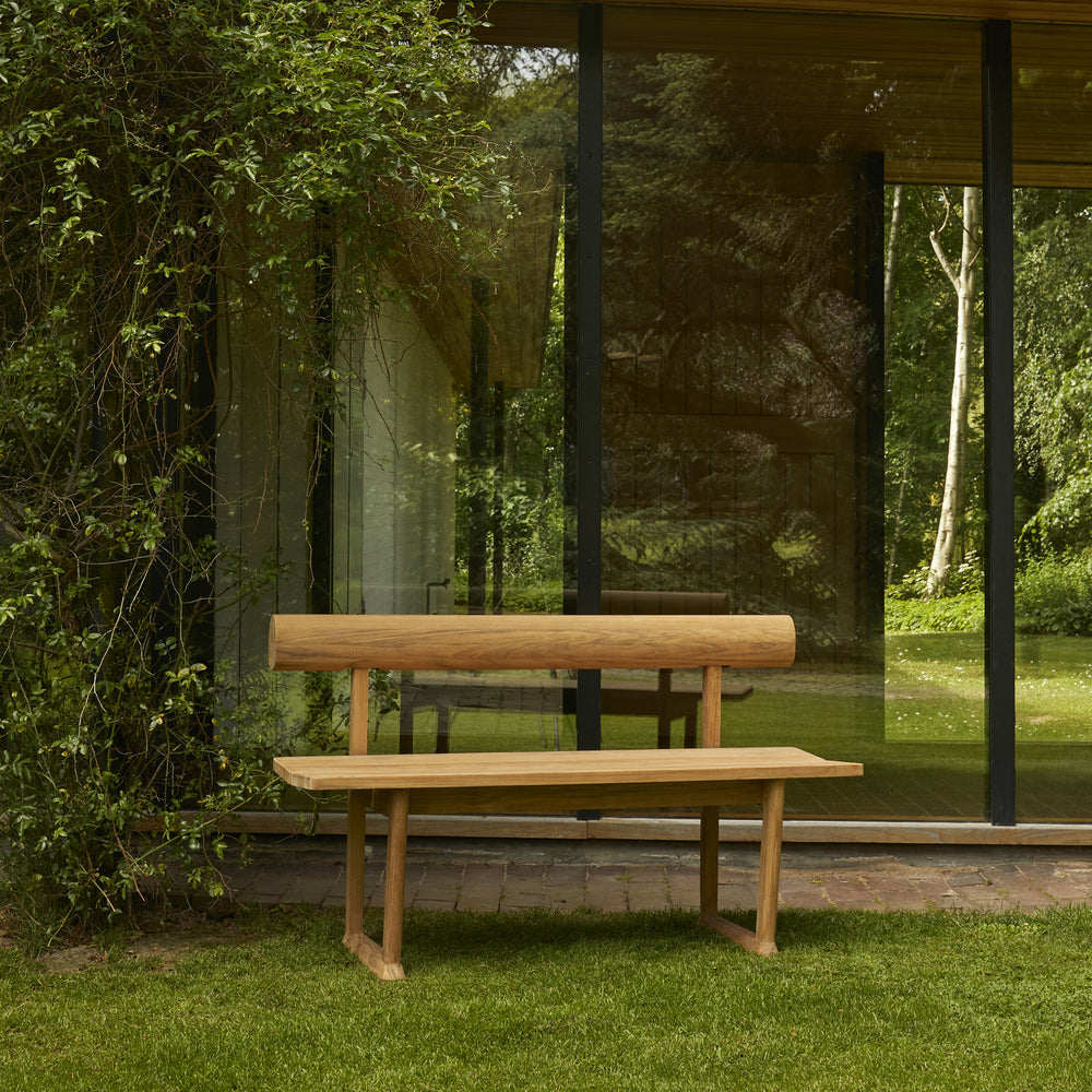 Banco Outdoor Bench