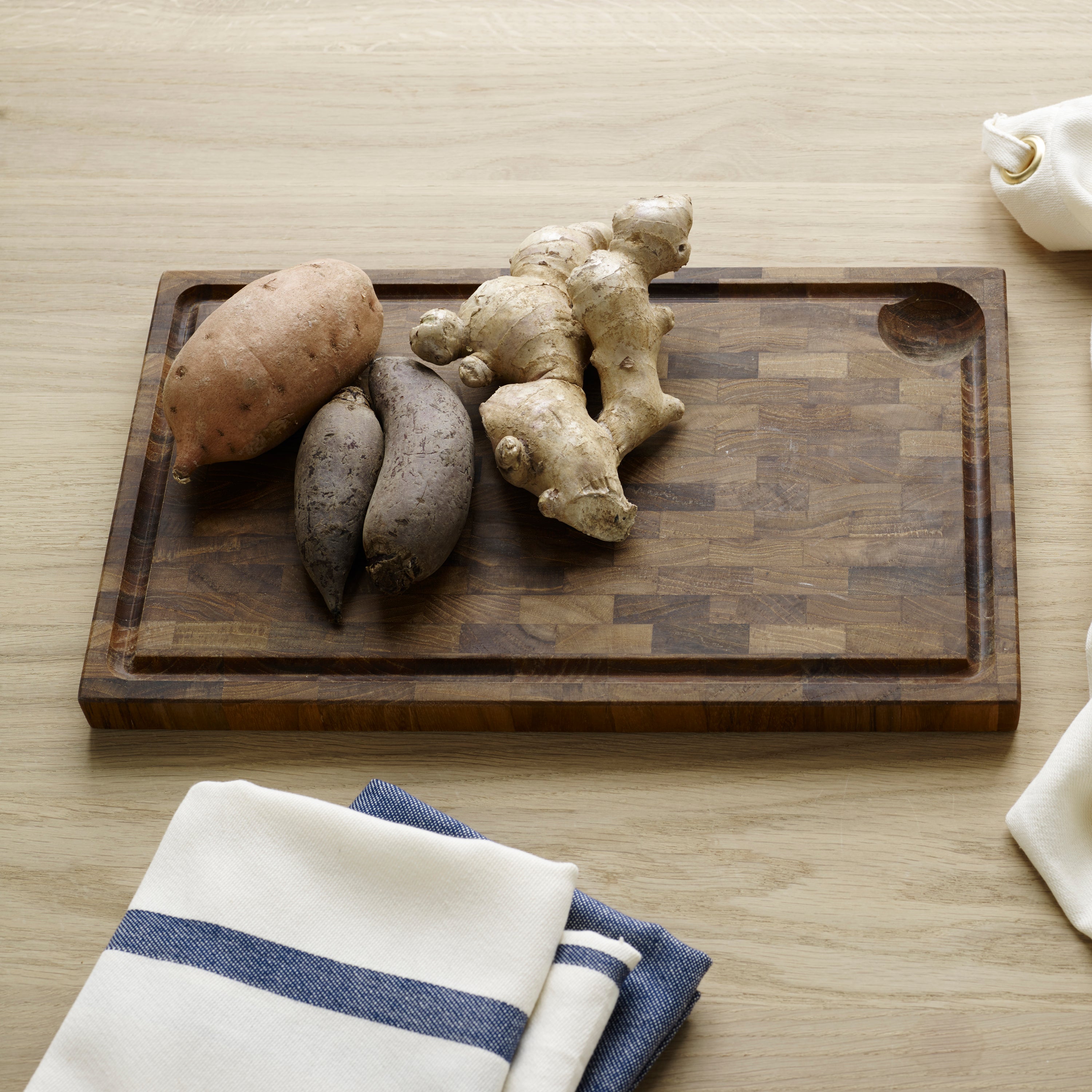 Fritz Hansen Dania Cutting Board - Thumbnail 3