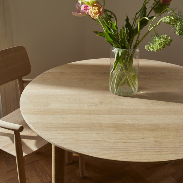 Hven Round Dining Table