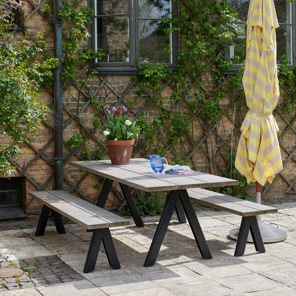 Overlap Rectangle Outdoor Dining Table