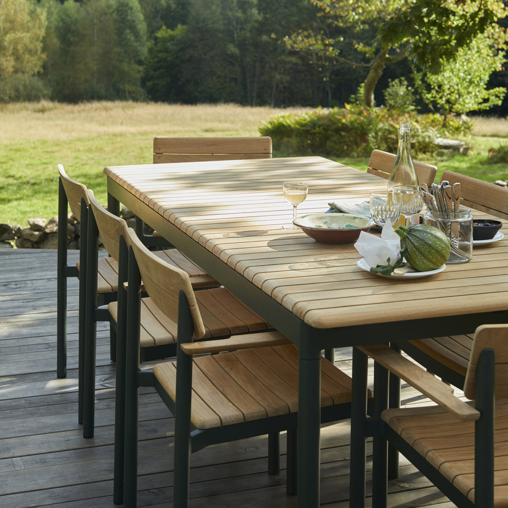Pelagus Outdoor Dining Table