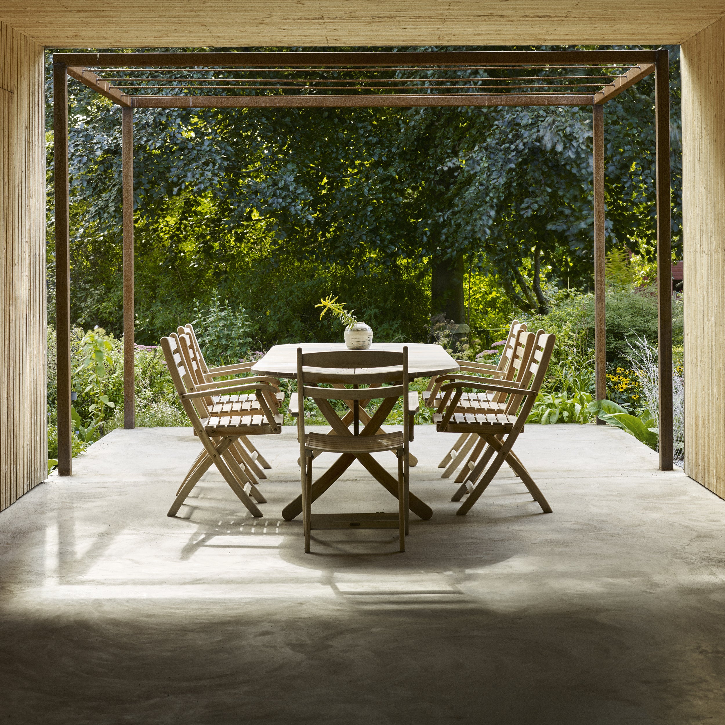 Fritz Hansen Selandia Table - Thumbnail 5