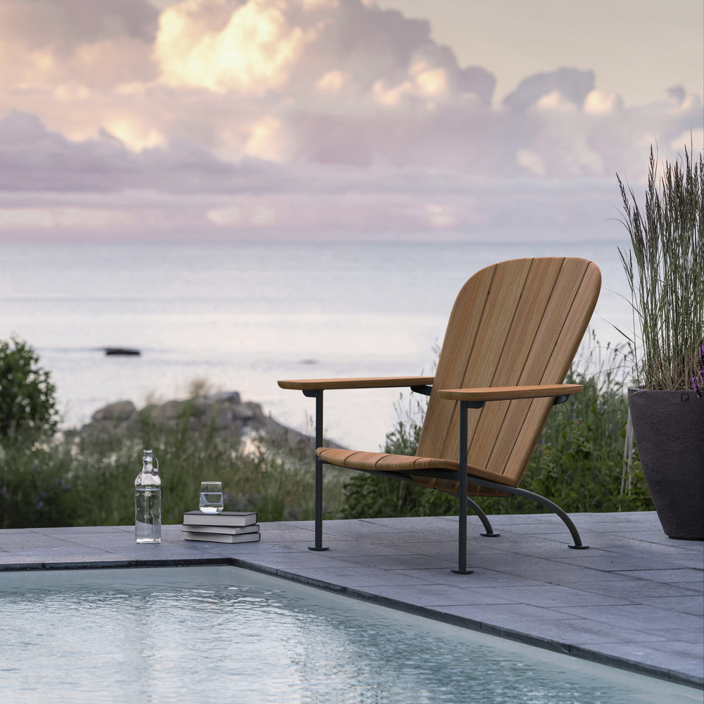 Boste Outdoor Lounge Chair