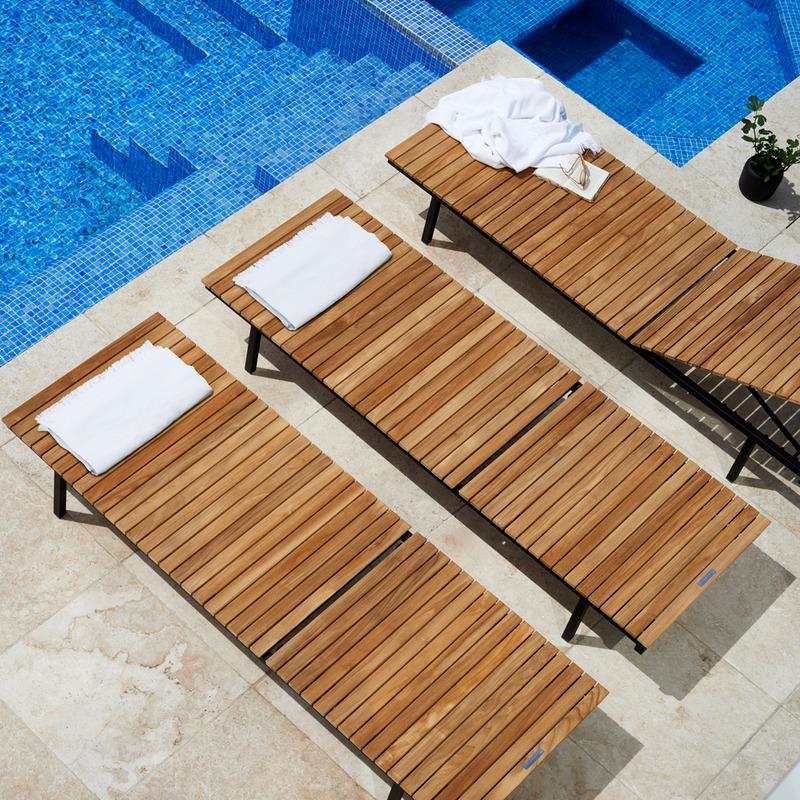 Haringe Outdoor Sun Lounger
