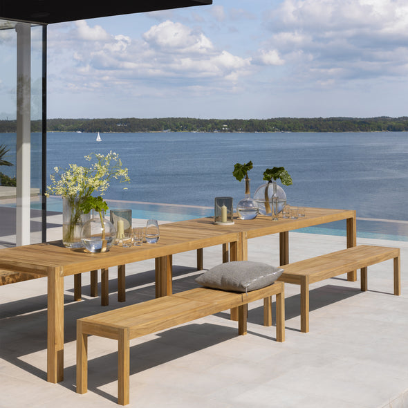 Laknäs Extendable Dining Table