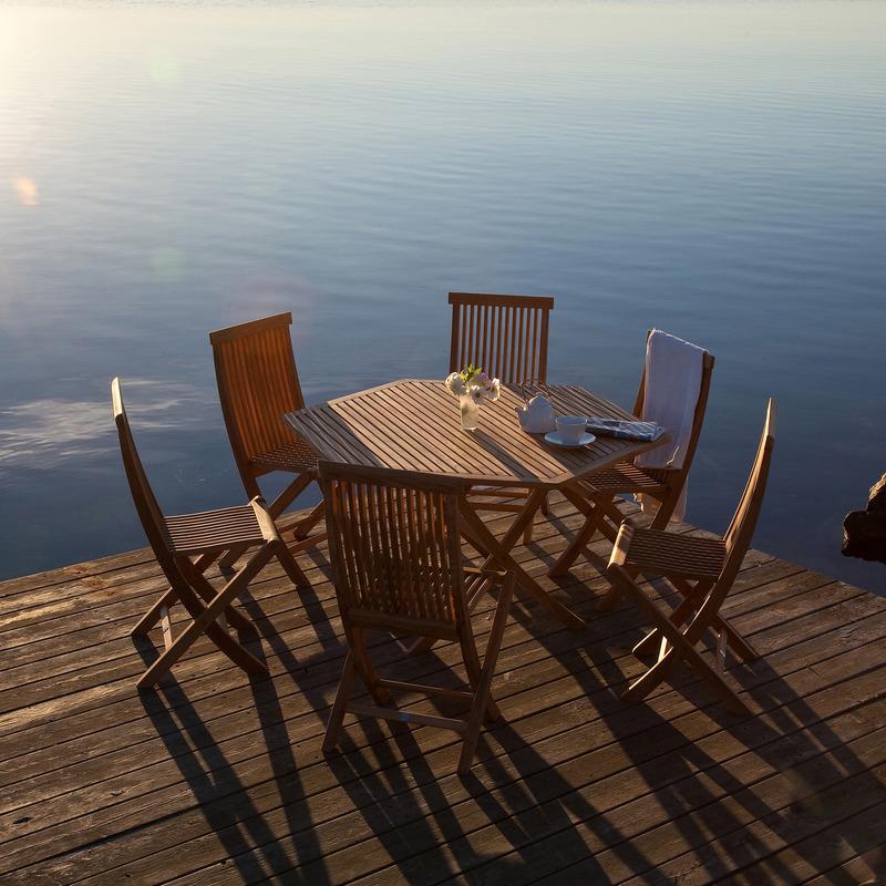 Viken Outdoor Table