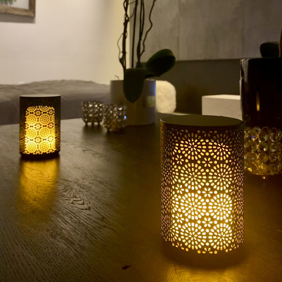 Dancing Flame LED Outdoor Table Lamp