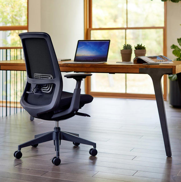 Soji Office Chair with 4D Arms