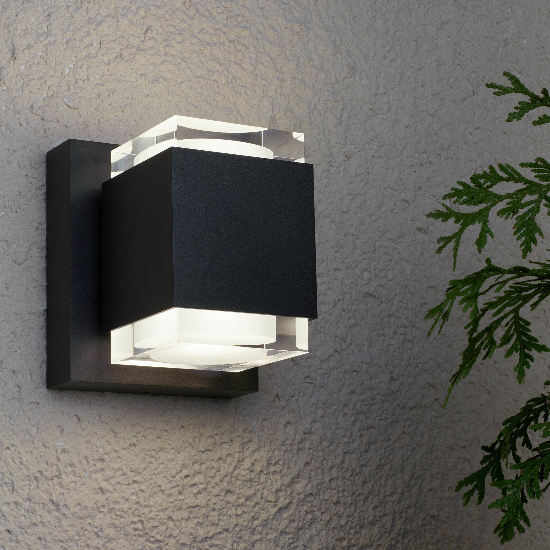 Visual Comfort & Co Sean Lavin Voto Small Outdoor Wall Light - 2Modern