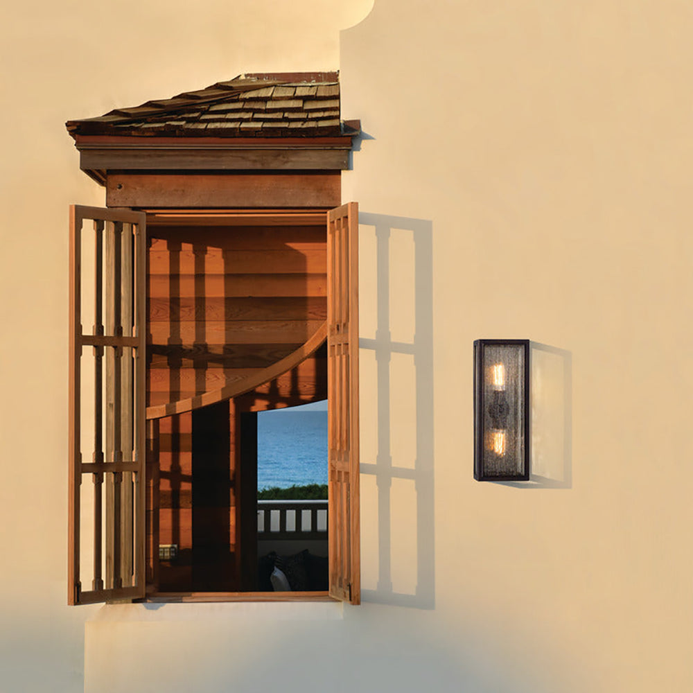 Dixon Outdoor Wall Light