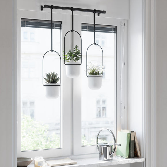 hanging planter umbra Triflora Hanging Planter White/Black