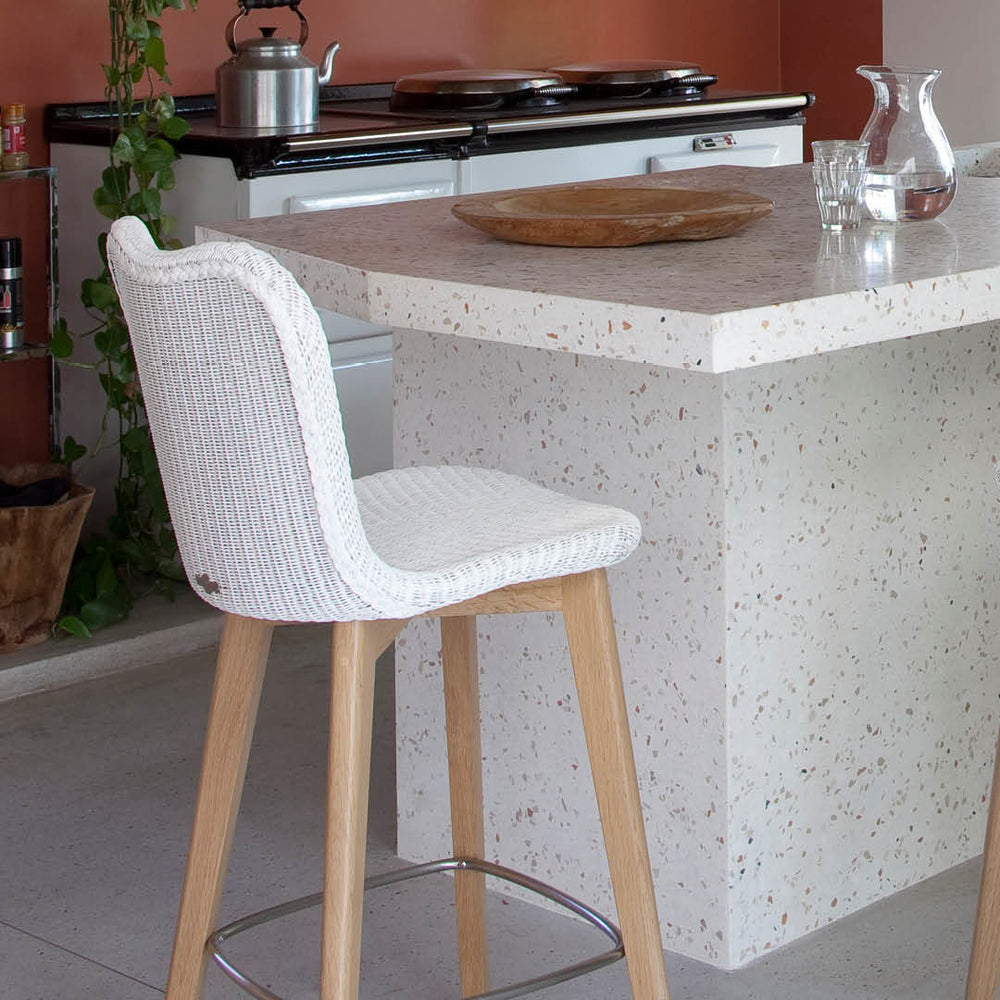 Lily Outdoor Stool