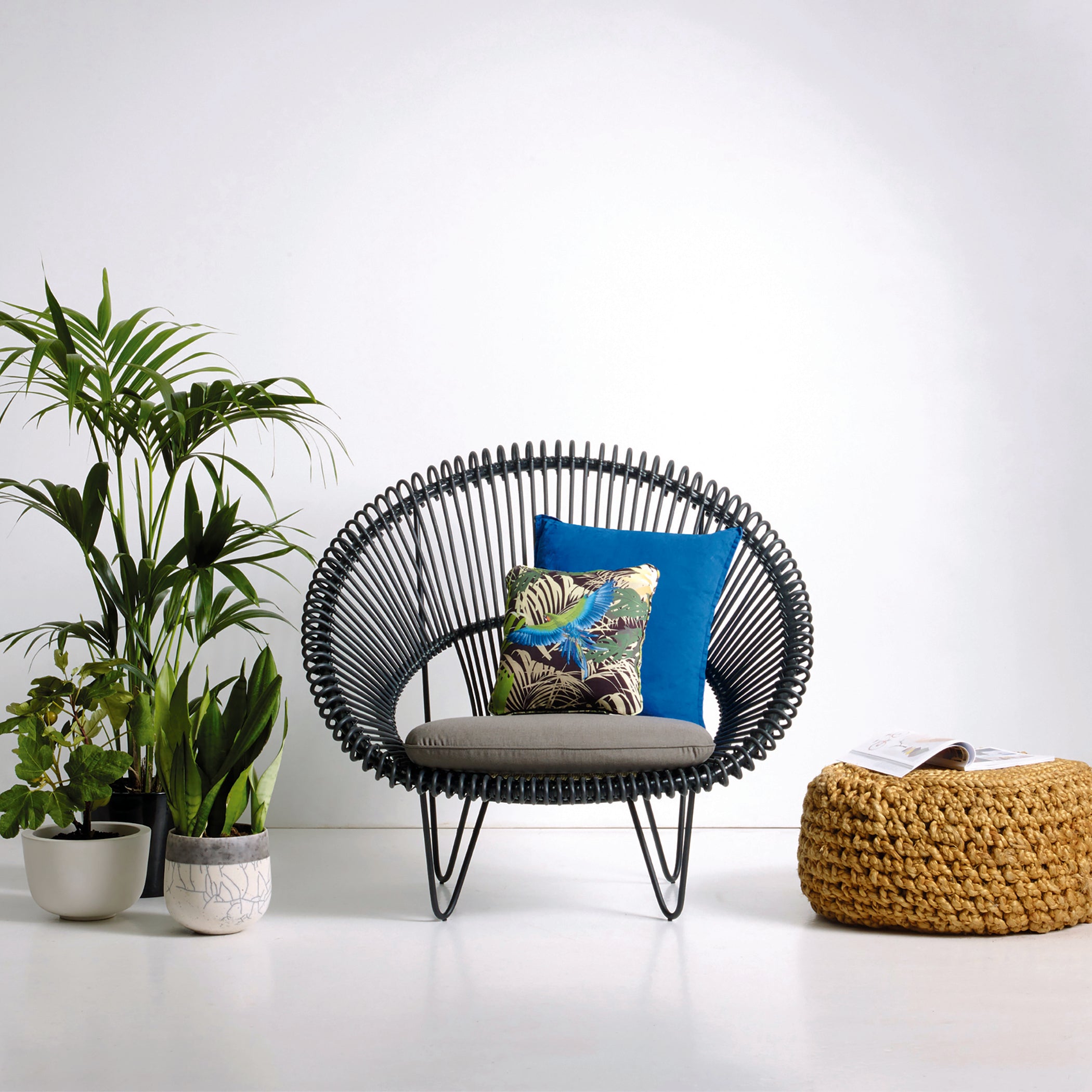 Vincent Sheppard Roy Outdoor Cocoon Chair - 2Modern