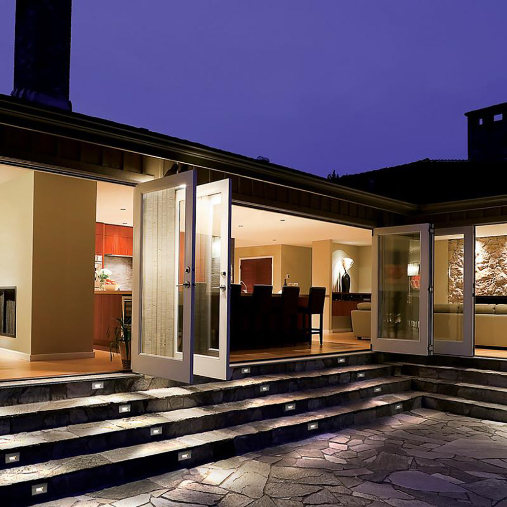 Low Voltage 4011 Outdoor Horizontal Step and Wall Light