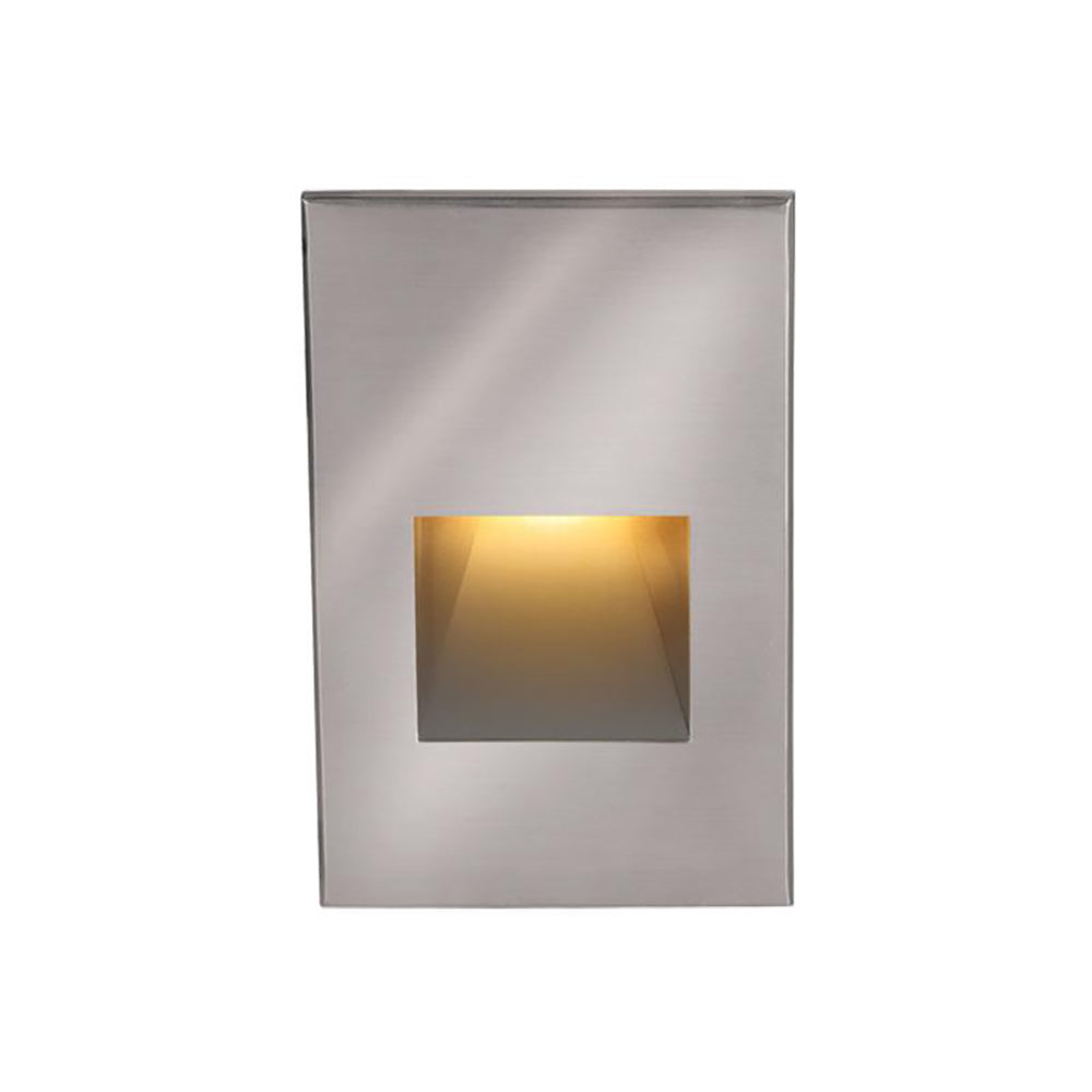 Low Voltage 4021 Outdoor Vertical Step and Wall Light