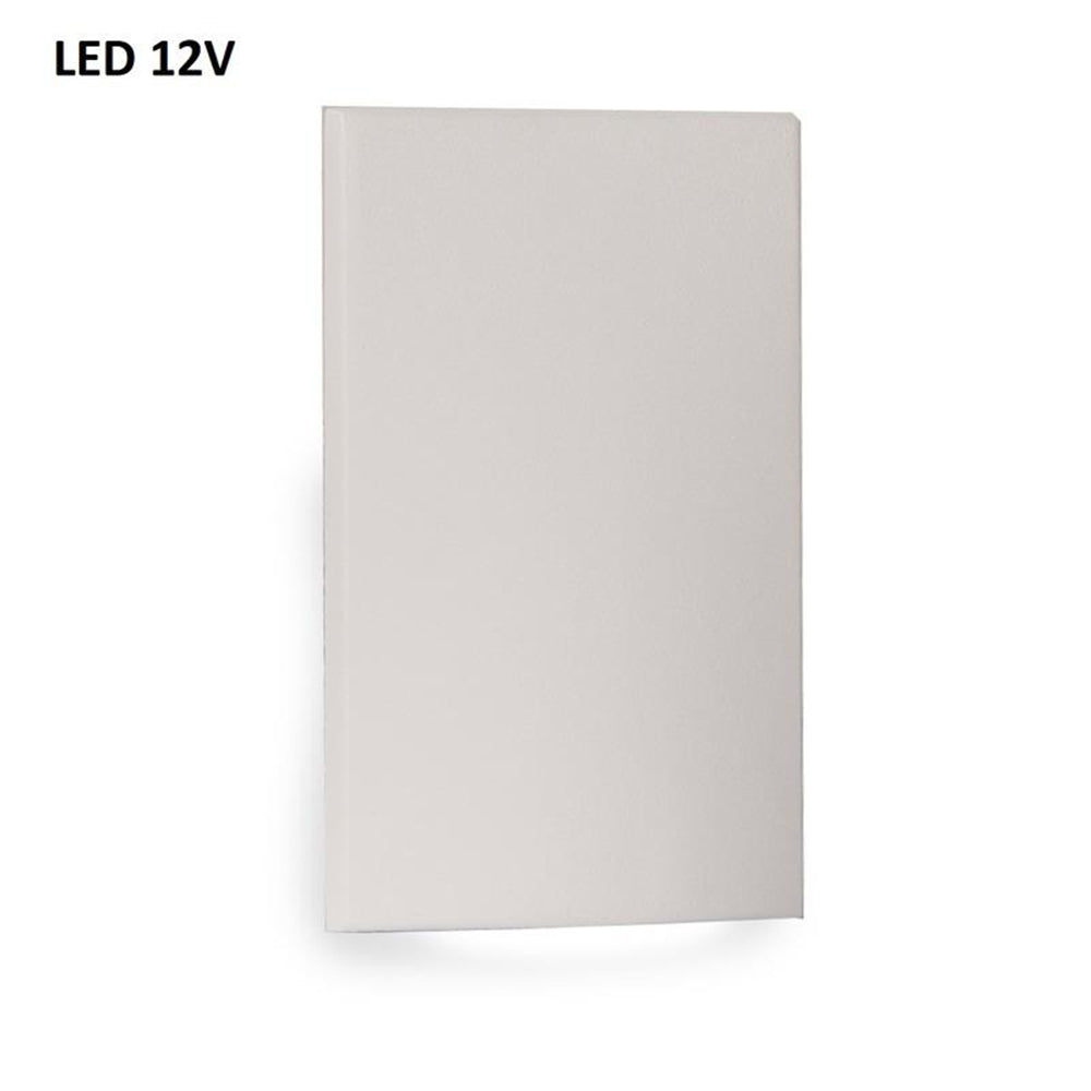 Low Voltage 4041 Outdoor Vertical Scoop Step and Wall Light