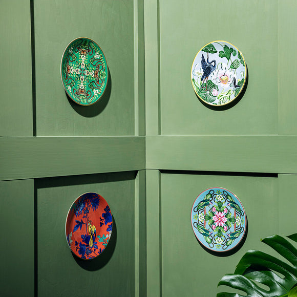 A set of six Wedgwood green leaf plates, 20th century