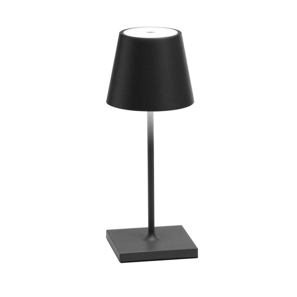 Zafferano, Poldina Pro Lamp, Snoerloze en Oplaadbare Tafellamp met Touch Control, Binnenlamp, Dimmer, 2200-3000 K, Hoogte 38 cm, Kleur Avio Blue Zafferano, Poldina Pro Lamp, Snoerloze en Oplaadbare Tafellamp met Touch Control, Binnenlamp, Dimmer, 2200-3000 K, Hoogte 38 cm, Kleur Avio Blue